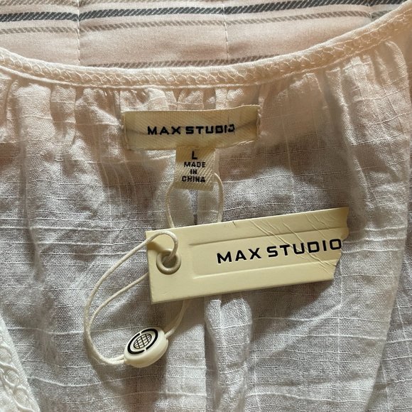 Max Studio White Ruffled Blouse - Size L - Picture 8 of 9